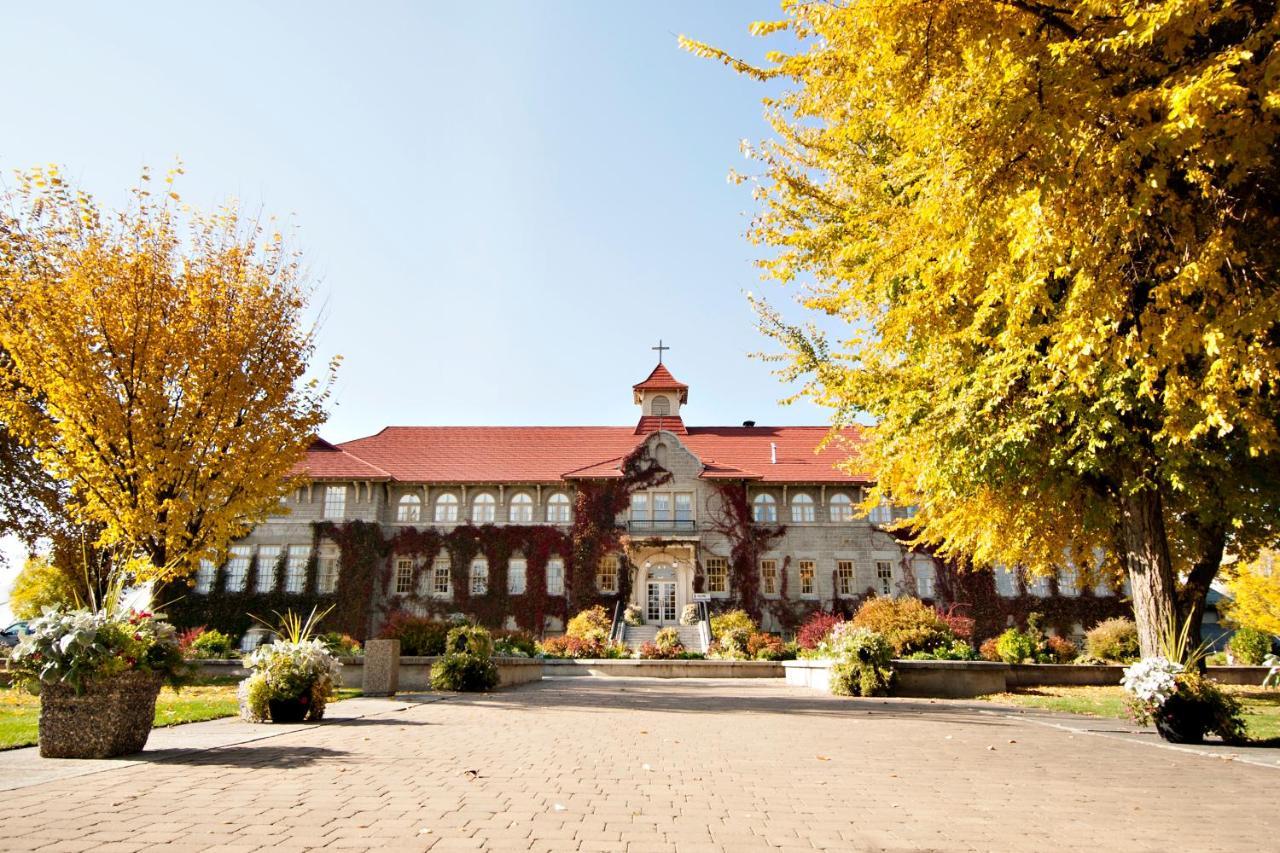 St. Eugene Golf Resort & Casino Cranbrook Exterior photo